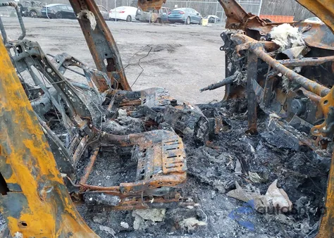 2026 Cadillac Vistiq Sport z USA, uszkodzony, nr VIN 1GYC3NML2TZ705172